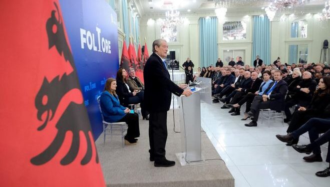 “Pranimi i skemave piramidale, gabimi më i rëndë i PD-së”, Berisha: Nuk ishte një veprim i qëllimshëm, por një rezultat i mosdijes.