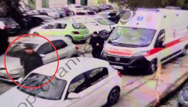 Publikohet një video e re e Altin Ndocit: Hyjnia në spital pa pranga, shoqërohet nga një vetëm një efektiv.