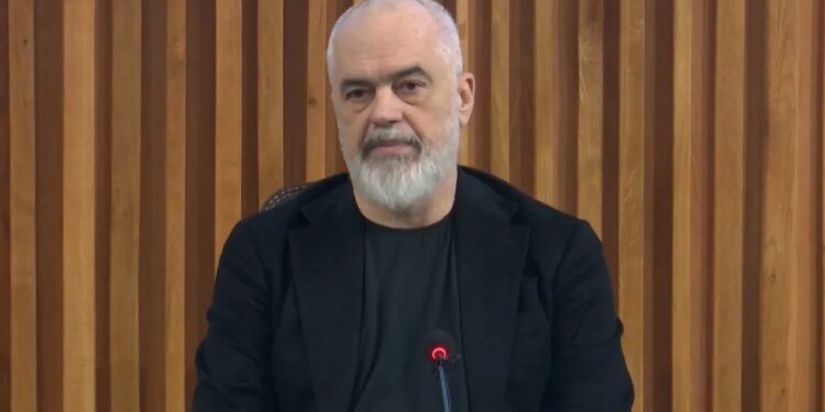 Rama zhvillon një diskutim me 40 rektorët e universiteteve: Ka ardhur momenti për të riparë ligjin mbi arsimin e lartë.