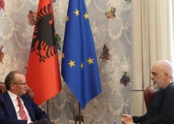 Rëndësia e anëtarësimit në BE, Ministri gjerman i Shtetit për Evropën viziton Tiranën, Krichbaum: Shqipëria në një çast kyç.