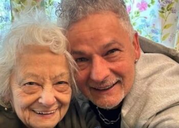 Roberto Baggio e humb njeriun e tij më të dashur dhe bën një dedikim emocionues: Dashuria jote më bëri të çudis Universin…