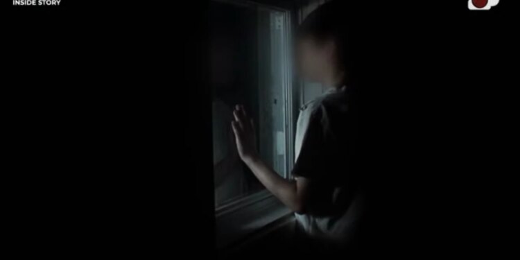 Rrëfimi prekës i nënës: "Ai nuk donte ta shihte, fëmijë jetim me baba" – dhuna psikologjike dhe mohimi i bukës për fëmijët.