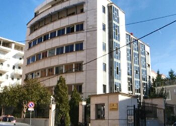 Rreth 30 milion euro të fituara nëpërmjet krijimit të kompanive fiktive në disa vende, përfshirë Shqipërinë; bizneset dhe asetet e një shtetasi spanjoll shpallen në sekuestro.