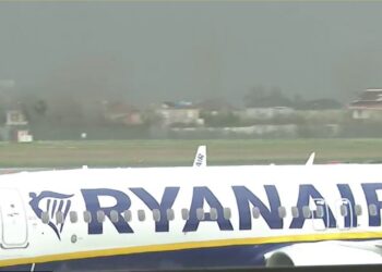 Ryanair forcon praninë e saj në Tiranë me 20 linja të reja për sezonin veror të vitit 2026.
