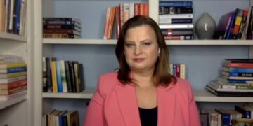 SHBA me një qasje të ashpër/ Bllokim për Shqipërinë, në contrast me Serbinë, gazetarja për ‘Top Story’: Njerëzit largohen për shkak të mungesave…