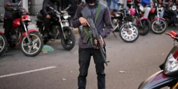 SHBA u bën thirrje qytetarëve të saj: Shkoni menjëherë nga Venezuela, situata e sigurisë është e paqëndrueshme.