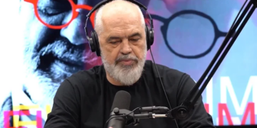 “SPAK, është koha të veproni dhe të filloni hetimet mbi këtë krim”, Rama për 21 Janarin: Plagë e hapur për integritetin e sistemit të drejtësisë në Shqipëri.