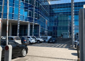SPAK ngriti akuza për korrupsion zgjedhor ndaj babait të ish-kandidates në Fier, ndërkohë GJKKO shpall dënimin.