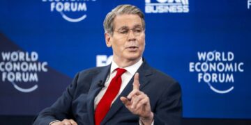 Sekretari i Thesarit Amerikan i bën thirrje europianëve lidhur me çështjen e Groenlandës: Qetësohuni, merrni frymë dhe shmangni hakmarrjen për tarifat.