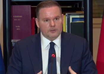 Shkaku i mungesës së Veliajt në bashkinë e Tiranës, ministri Demo: Ka një ndikim të madh, është e nevojshme një drejtim politik.