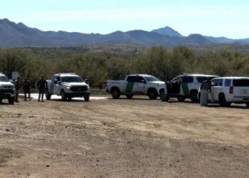 Shooting Incident Near the US-Mexico Border: One Person Critically Injured, an ICE Agent Involved