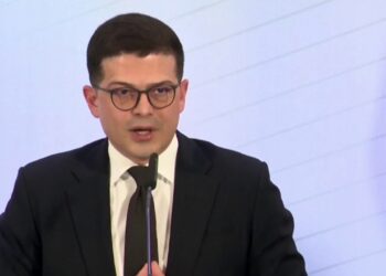 Shqipëria po forcon arsenalin e saj, duke alokuar 50% të buxhetit të Mbrojtjes për blerjen e armëve amerikane, britanike dhe izraelite.