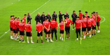 Sot nisin përgatitjet për play-off-in e Botërorit; zbulo çfarë po ndodh në skuadër dhe befasitë e listës së Sylvinhios.