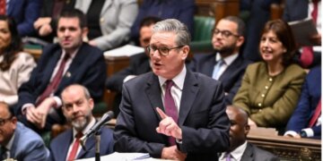 Starmer rrit tonin ndaj Trump: Po ushtrohet presion mbi mua dhe Britaninë për çështjen e Groenlandës.