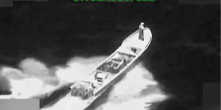 Sulmet e forcave amerikane ndaj motoskafëve të drogës në Paqësor vazhdojnë, dy anëtarë të ekuipazhit humbin jetën.