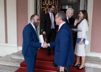 Takimi me ministrin gjerman për Evropën, Bardhi: Opozita e mbështet integrimin evropian, por thelbësore për Shqipërinë është…