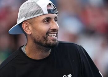 Tenis: Kyrgios dështoi ndaj Sinner, ndërsa Alcaraz triumfon në Australian Open dhe organizon festën e tij!