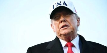 Tensionet midis Shteteve të Bashkuara dhe Iranit/ Protestat në Iran, Trump lë të hapur mundësinë e një ndërhyrjeje ushtarake