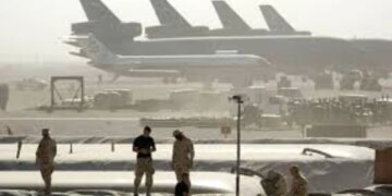 Tensionet në Lindjen e Mesme shtojnë shqetësimet, SHBA ul numrin e personelit në bazën ajrore të Katarit.