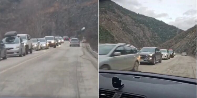 Trafiku në segmentin Përrenjas-Elbasan bëhet më i ngjeshur, duke u parashikuar një përkeqësim të situatës në orët që vijnë.