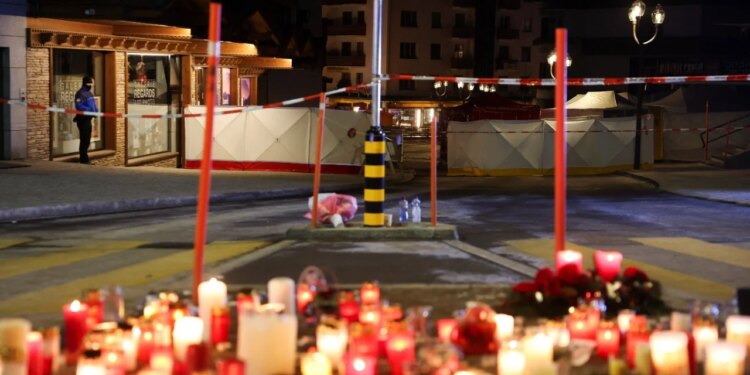 Tragjedia e natës së ndërrimit të viteve me 40 të vdekur, një individ i katërt përfshihet në hetimet për zjarrin në Crans-Montana.