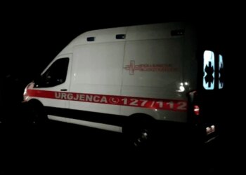 Tragjedia në Përmet: 31-vjeçari gjen fundin e jetës së tij, zbulohet i varur në shkallët e shtëpisë.