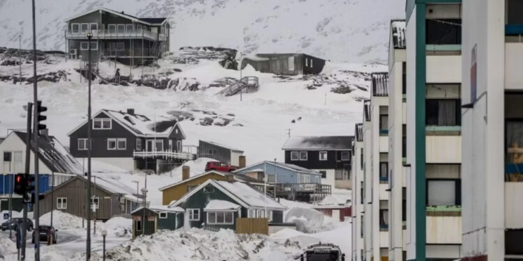 Trump kërcënon Groenlandën, BE planifikon të përgjigjet ndaj SHBA-së me tarifa prej 93 miliardë eurosh.