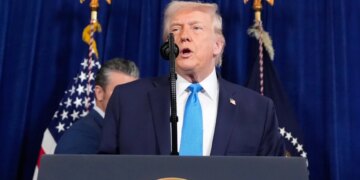 Trump paralajmëron për një sulm të dytë nëse është e nevojshme, duke e cilësuar atë si shumë më të fuqishëm se të parin