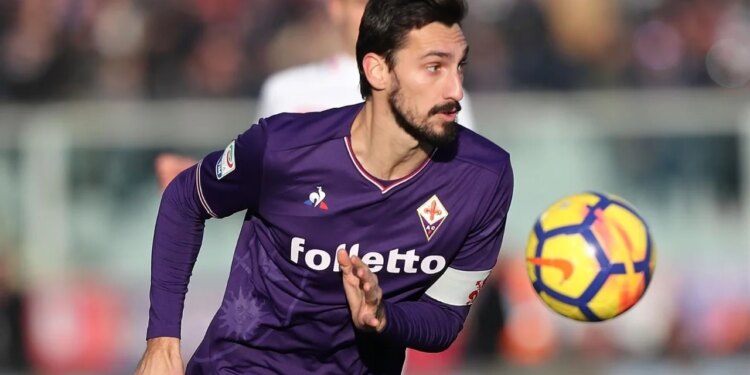 Vdekja e ndërlikuar e ish-kapitenit të Fiorentinës, spitali italian kompenson familjen e Davide Astorit me një milion euro
