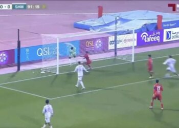 Video/ Autogoli i papritur i portierit në minutën e fundit, shkakton debate për trukimin e ndeshjes