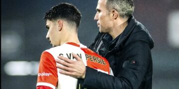 Video / Djali i legjendës holandeze, Robin Van Persie, impresionon me performancën e tij… goli debutues si profesionist.