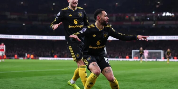 Video/ Përshtatje e shkëlqyer në “Emirates”, Manchester United kalon Arsenalin dhe rinovon shpresat për titullin në Angli.