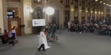 Video/ Tërmeti i fortë godet Meksikën, konferenca e presidentes ndërpritet në transmetim të drejtpërdrejtë