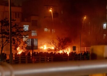 “Viktimat mund të rriten edhe më tej”/ Protestat në Iran, mes 65 të vdekurve një fëmijë 5-vjeçar