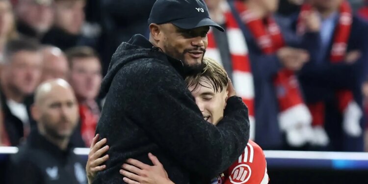 Ylli i Bayern Munichu kërkon ndjesë nga klubi për komentet mbi dëshirën për të luajtur te Reali, Kompani: Ai është vetëm 17 vjeç.