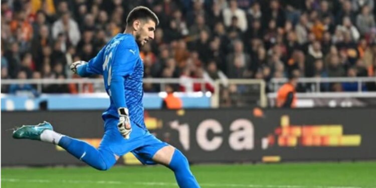 ZYRTARE/ Tirana e vazhdojnë aktivizimin në merkato, rikthen portierin e kampionit të fundit.