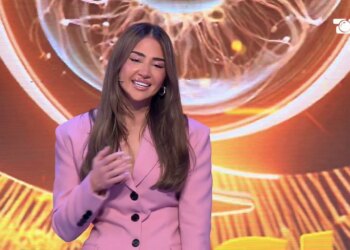 "Zarfi i zi në shtëpi" – Kiara Tito emocionohet në ditëlindjen e saj dhe nuk mund t'i përmbajë dot lotët.