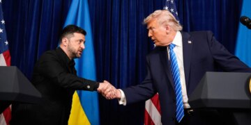 Zelensky do të takojë Trump në Davos të enjten, ndërsa Witkov do t'i prezantohet Putin të premten si pjesë e Planit të Paqes.