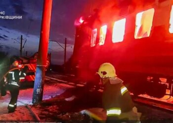 Zelensky reagon pas sulmit me dron në Ukrainë që rezultoi në pesë të vdekur: Akt terrorizmi, Moskën e akuzon për shënjestër ndaj civilëve.