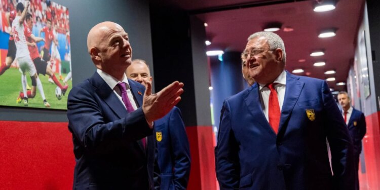 10 vjet në drejtimin e FIFA-s, presidenti Duka i dërgon urimet Gianni Infantinos: Një dekadë e përkushtimit dhe profesionalizmit në nivel global.