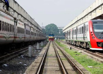 32-vjeçari në Bangladesh humb jetën tragjikisht pas përplasjes me një tren, teksa ndodhej mbi shina; fotografia e tij e fundit e postuar në Facebook.
