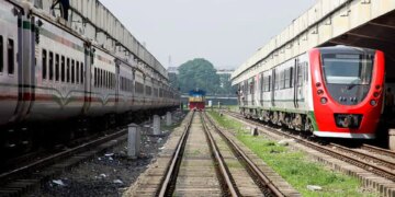 32-vjeçari në Bangladesh humb jetën tragjikisht pas përplasjes me një tren, teksa ndodhej mbi shina; fotografia e tij e fundit e postuar në Facebook.