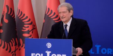 Berisha uron besimtarët myslimane në prag të nisjes së Ramazanit: Zoti ua pranoftë dhe agjërim të lehtë