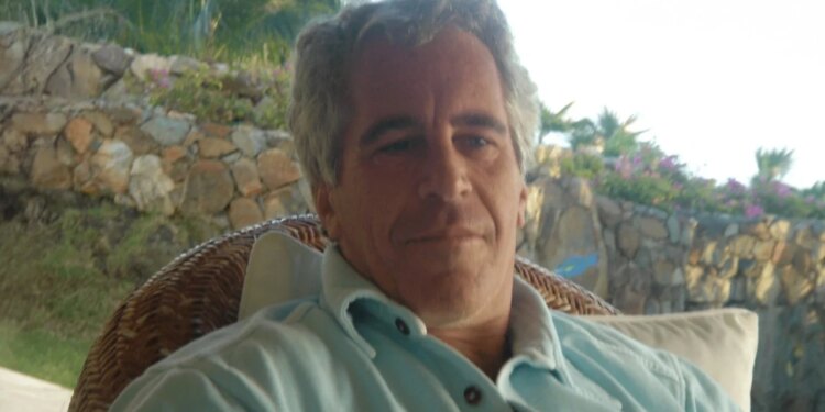 Akuzat për abuzim seksual ndaj një të mituri: Policia britanike kërkon ndihmën e qytetarëve për të hetuar Epstein. Nëse dispononi dëshmi ose informacione...