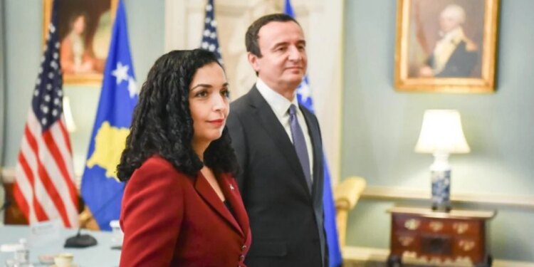 Albin Kurti përjashton Vjosa Osmanin nga garën për president, Konjufca: Konsensusi është i kufizuar vetëm për anëtarët e familjes Jashari.