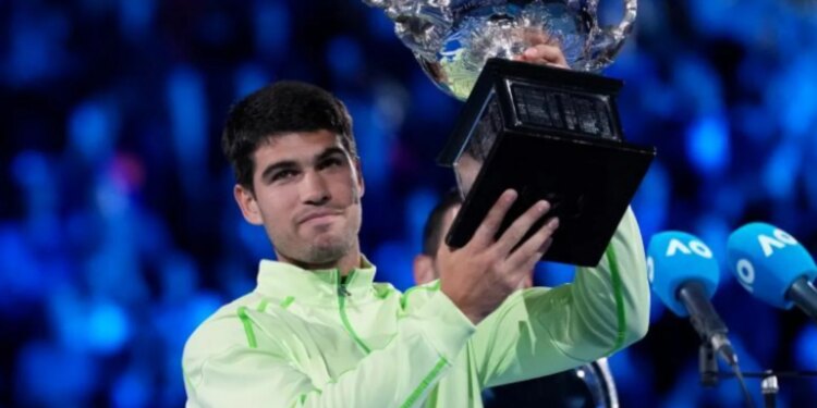 Alcaraz fiton trofeun e parë në Australian Open, çfarë i lidh me Federer, Nadal dhe Sinner?