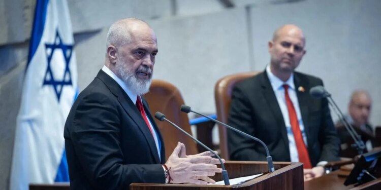 "Antisemitizmi përbën një kërcënim për tërë njerëzimin" / Rama për “Jerusalem Post”: Lufta në Gaza? Vuajtjet e palestinezëve janë të vërteta.