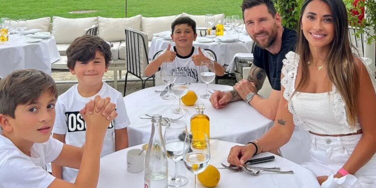 Antonela zbulon sekretin e ushqimit të Lionel Messit, që ka pasur ndikim në të gjithë familjen e tij.