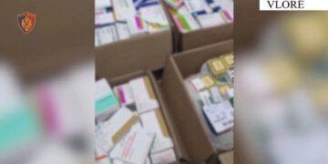 Arrestohet 53-vjeçari në Vlorë për tregtim të medikamenteve të kontrabanduara nga Italia, në procedim edhe i biri i tij