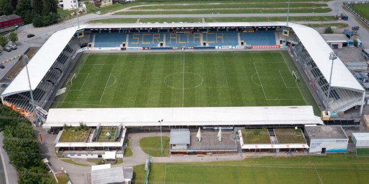 Arrestohet zyrtari i klubit të njohur austriak për filmimin e vajzave të ekipit në dhomat e zhveshjes.